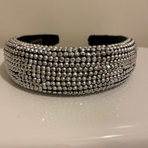 Women’s stoned head band
